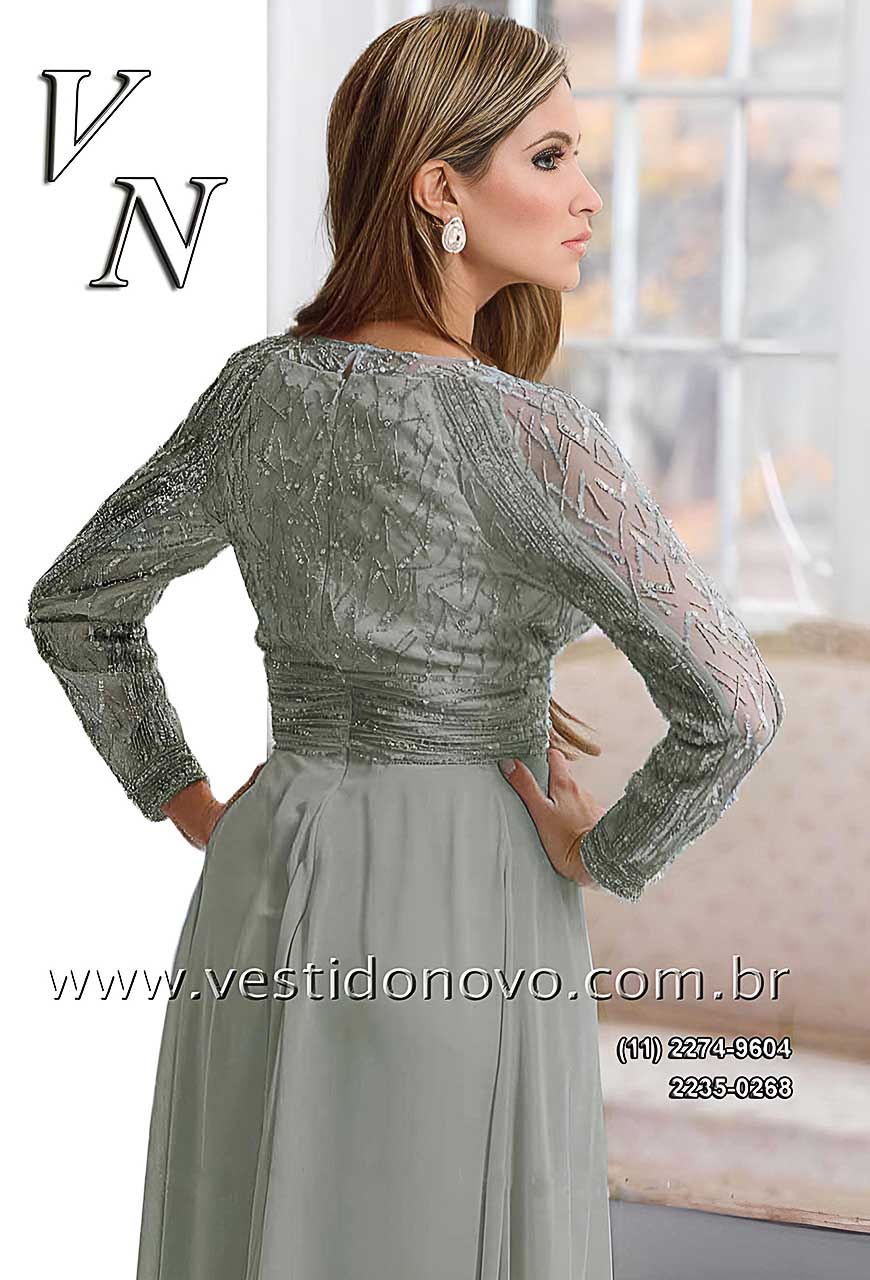 vestido de formatura plus size tamanho grande cor cinza claro / prata